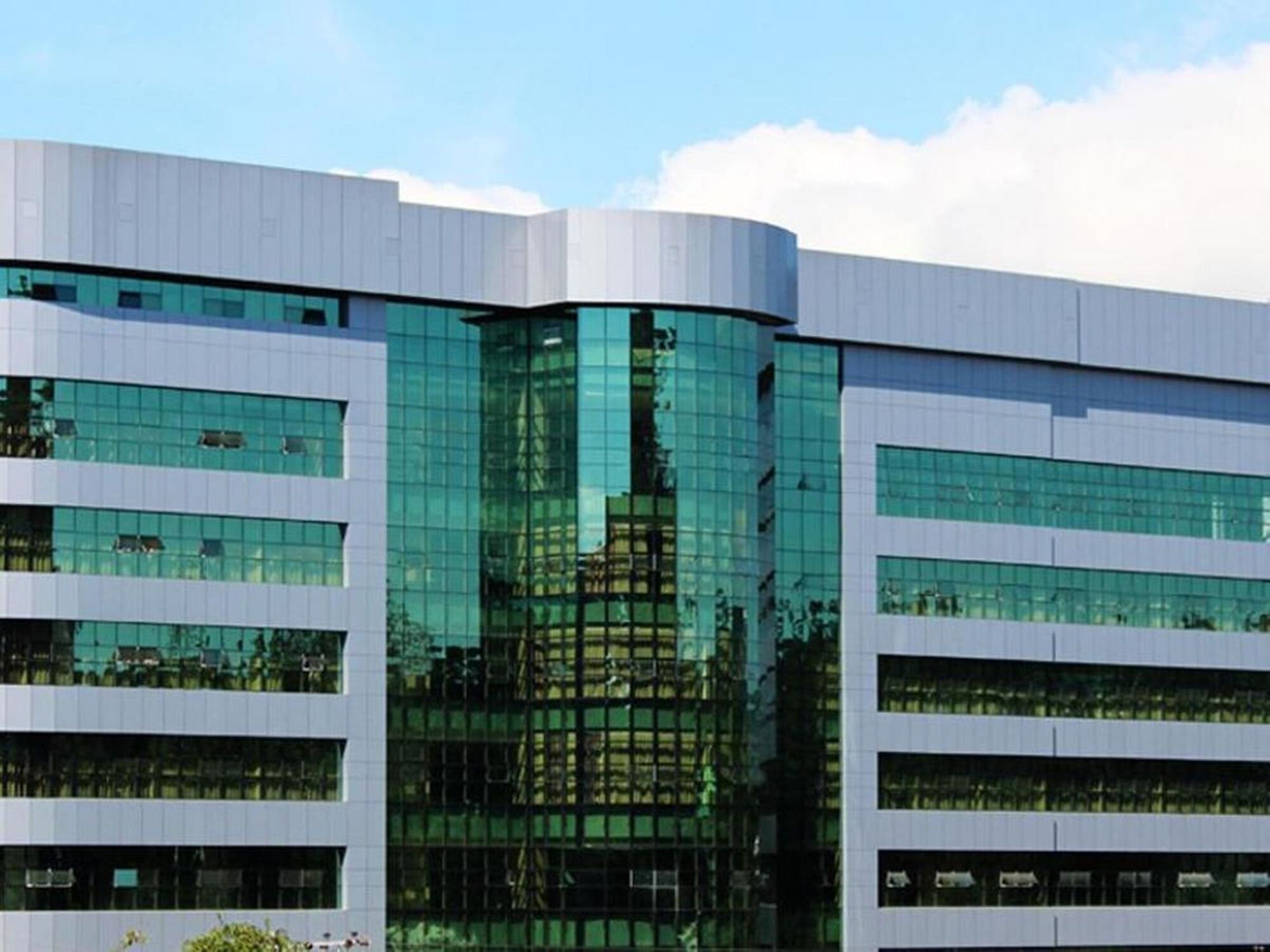 Baguio Crown Legacy Hotel Багио Экстерьер фото
